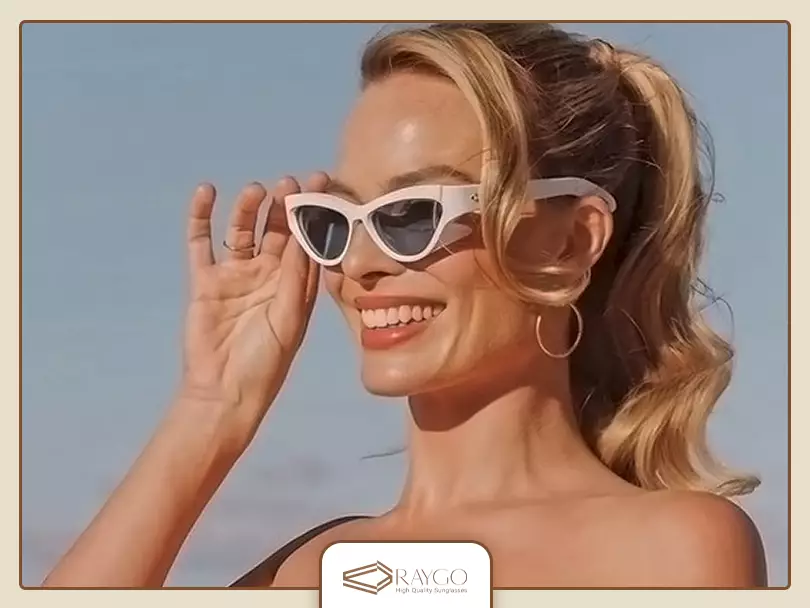 عینک آفتابی سلبریتی‌های خارجی: 12. عینک آفتابی مارگو رابی (Margot Robbie)