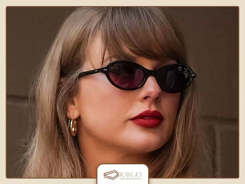 عینک آفتابی سلبریتی‌های خارجی: 17. عینک آفتابی تیلور سوئیفت (Taylor Swift)