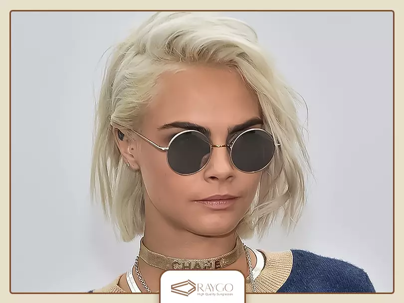 عینک آفتابی سلبریتی‌های خارجی: 28. عینک آفتابی کارا دلوین (Cara Delevingne)