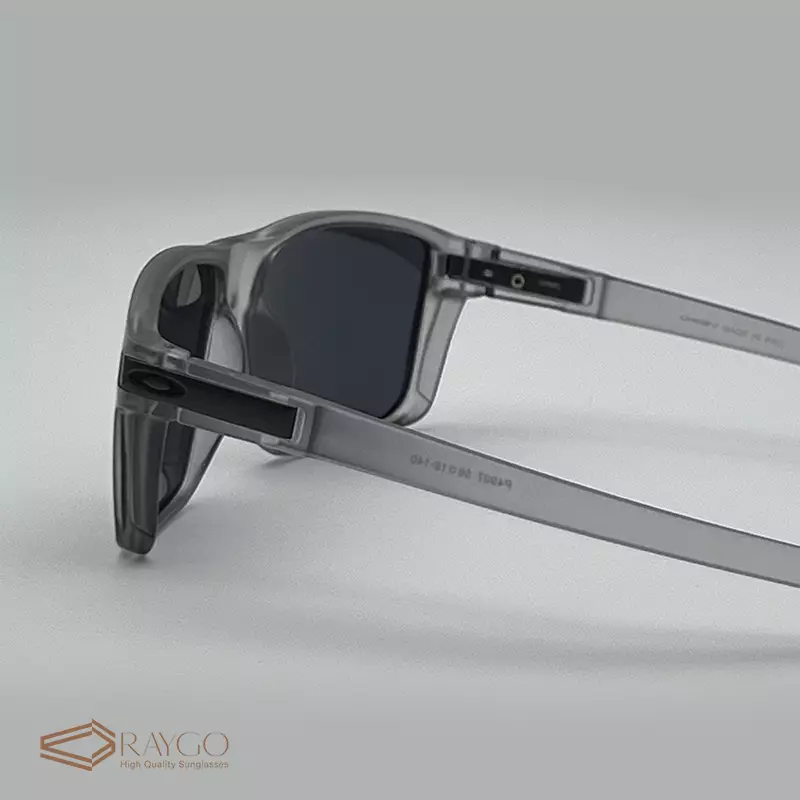 عینک آفتابی اوکلی Oakley کد 4907طوسی